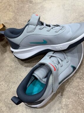 Nike Omni-Court Youth Shoes